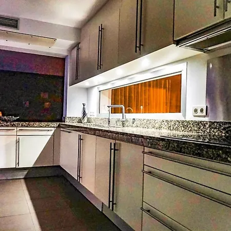 Villa Lujosa A Tres Minutos De La Playa *